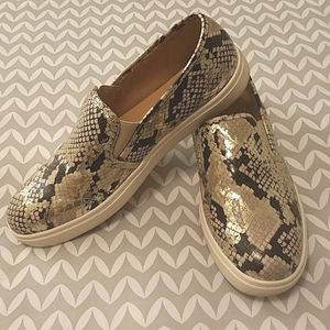 Like NEW Snake Python Print Slip Sneakers